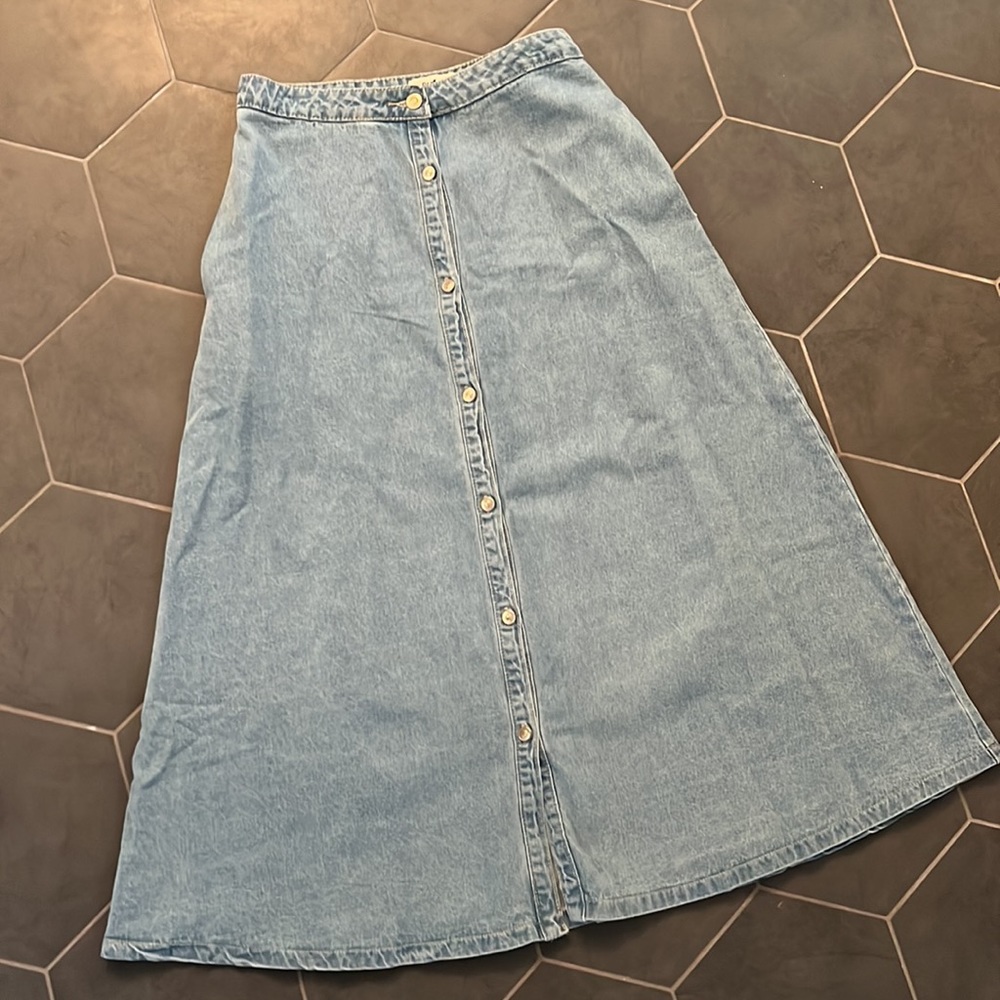 Denim midi skirt